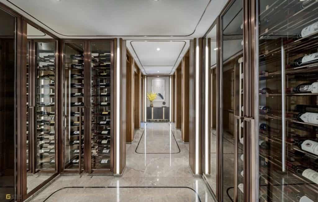 Wine cellar for hotels